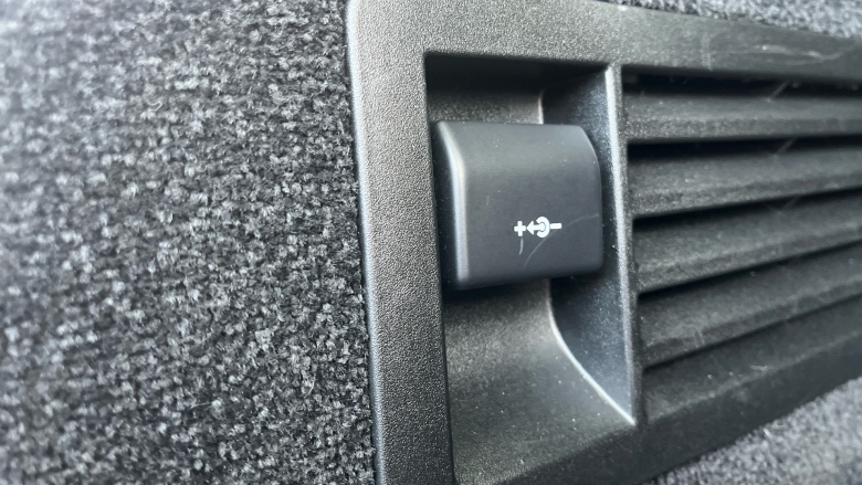 Land Rover Range Rover 3.0 D300 Westminster Black 4dr Auto Diesel Estate